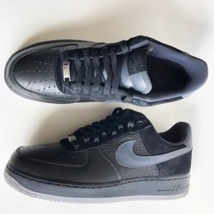 ⭐️NIKE AIR FORCE 1 💯AUTHENTIC